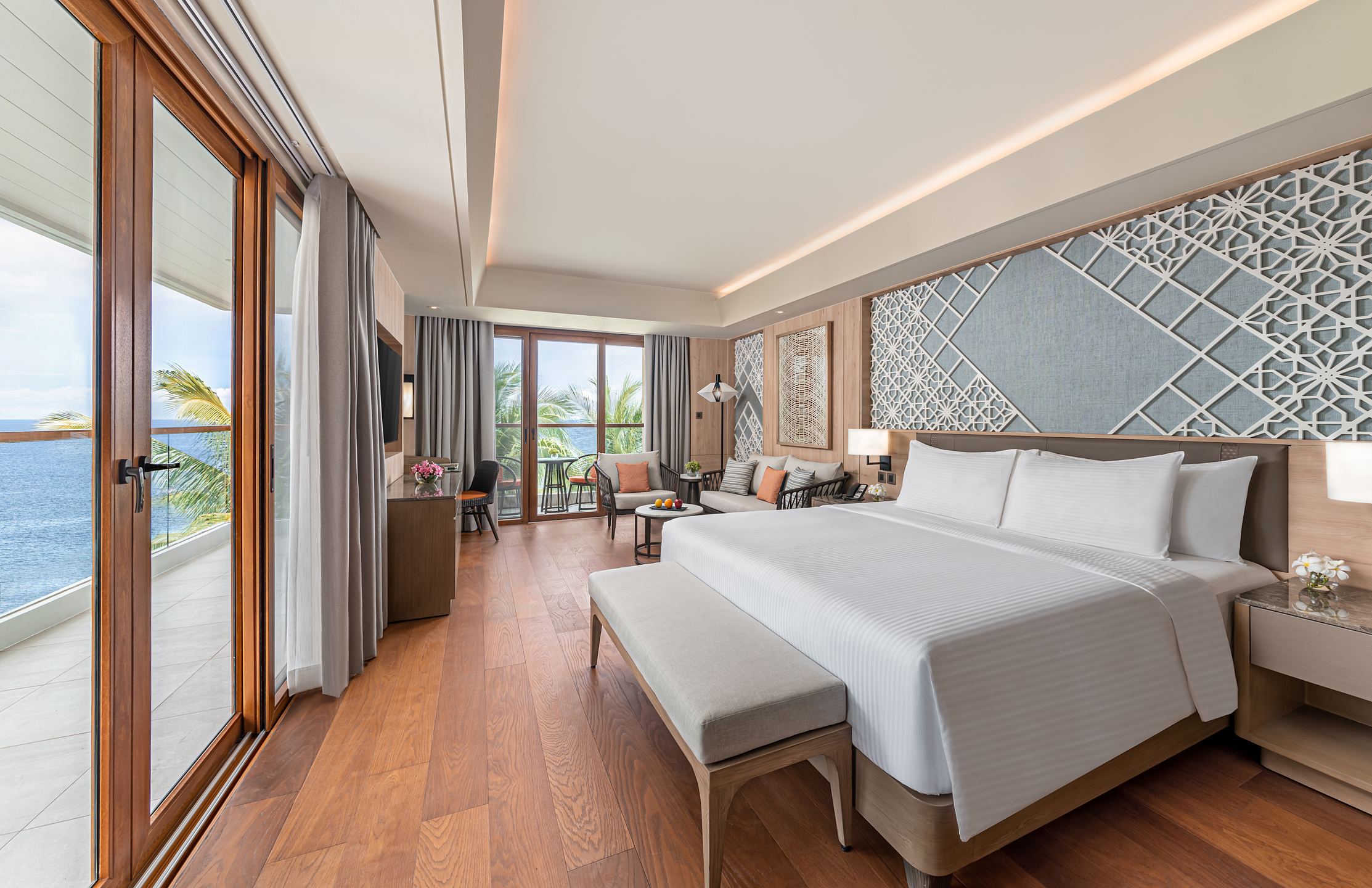 Junior Suite with Beach View